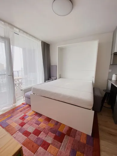 Na prenájom 1-izbový byt, 33 m², Bratislava-Nové Mesto, Sliačska