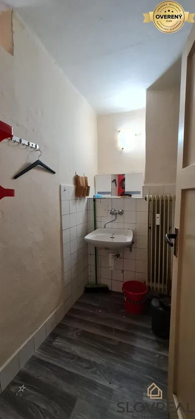 Na predaj 3-izbový byt, 73 m², Žiar nad Hronom
