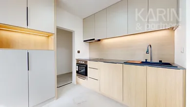 Квартири на продаж, 3-кімнатні, Bratislava-Karlova Ves · €275 000