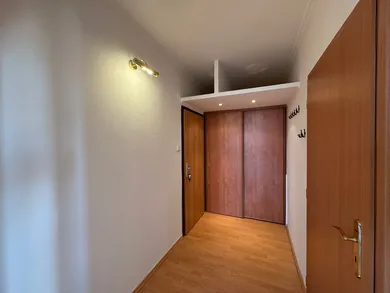 Na predaj 3-izbový byt, 72 m², Bratislava-Podunajské Biskupice