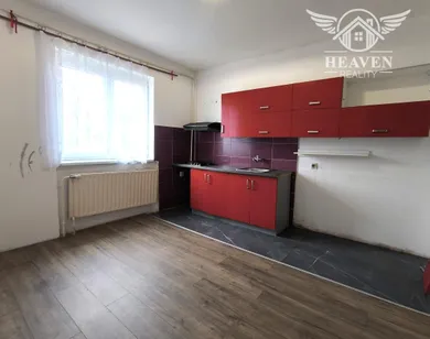 Na predaj 5-izbový dom, 209 m², Hul