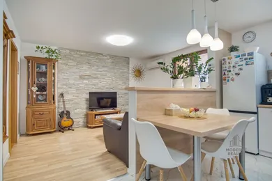 Na predaj 3-izbový byt, 57 m², Nové Zámky