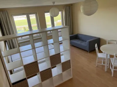 Na prenájom 1-izbový byt, 45 m², Bratislava-Petržalka, Vyšehradská