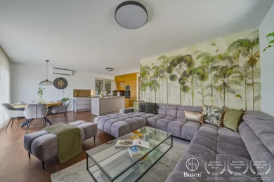 Domy na sprzedaż, 4-pokojowe, Trnava · €669 500