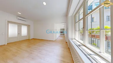 Na prenájom 4-izbový byt, 268 m², Bratislava-Staré Mesto, Laurinská