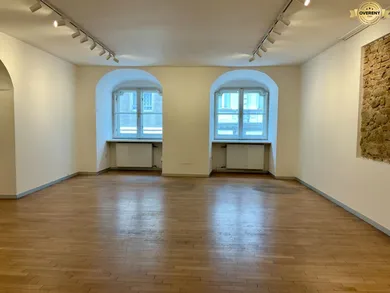 Na prenájom komerčné, 104 m², Bratislava-Staré Mesto, Panská