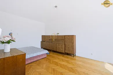 Na predaj 1-izbový byt, 42 m², Žiar nad Hronom