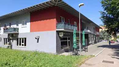 Na prenájom komerčné v Dubnica nad Váhom · €1 900 · Pôvodný stav