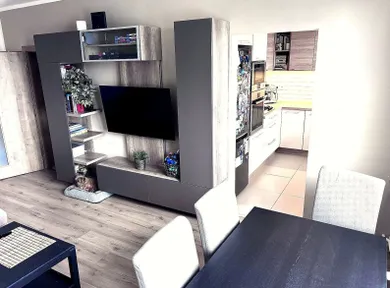 Na predaj 3-izbový byt, 69 m², Bratislava-Nové Mesto, Kyjevská
