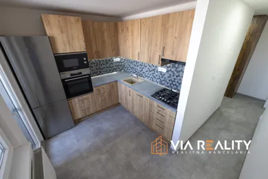 Na prenájom 3-izbový byt, 73 m², Bratislava-Podunajské Biskupice