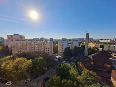 Na prenájom 1-izbový byt, 24 m², Bratislava-Petržalka, Znievska