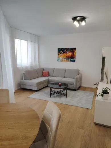Na prenájom 3-izbový byt, 63 m², Košice-Západ, Popradská