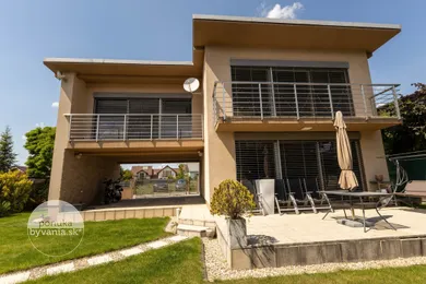 Na predaj dom, 225 m², Marianka, Agátová