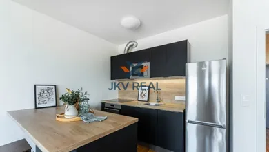 Na predaj 2-izbový byt, 67 m², Žilina, Lenčova