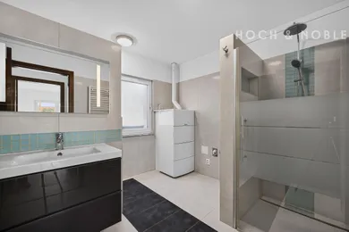 Na predaj 5-izbový dom, 162 m², -