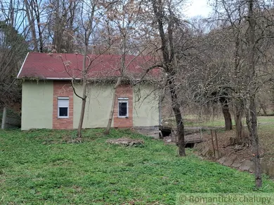 Na predaj rekreačný dom, Chľaba