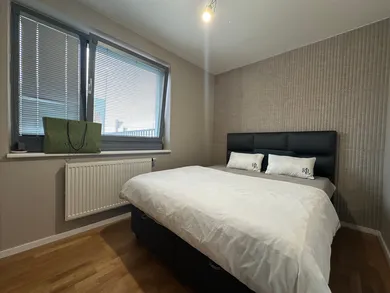 Byty na prenájom 4-izbový, Bratislava-Ružinov · €1 500
