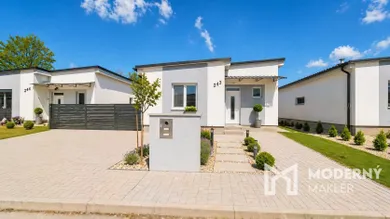 Na predaj dom, 70 m², Dvorec