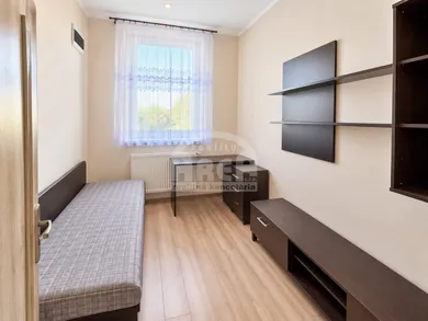 Na prenájom 3-izbový byt, 82 m², Michalovce, -