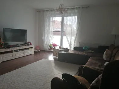 Na prenájom 2-izbový byt, 65 m², Pezinok, Šancová