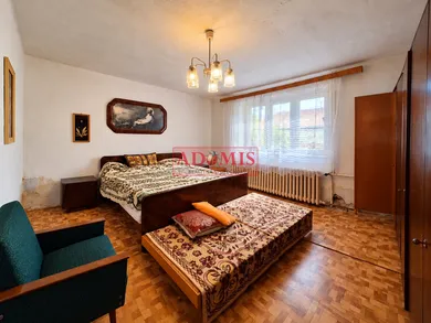 Na predaj 5-izbový dom, 267 m², Nižná Kamenica