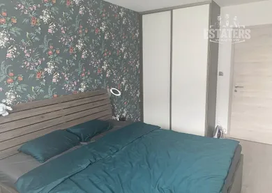 Na prenájom 2-izbový byt, 53 m², Bratislava-Nové Mesto, Vlárska