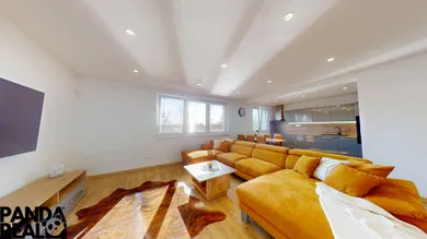 Domy na sprzedaż, 4-pokojowe, Nitra · €256 000