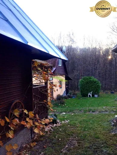 Na predaj 1-izbový rekreačný dom, 108 m², Vinné