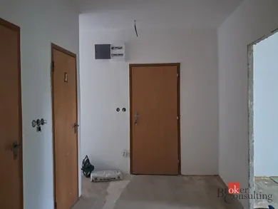 Na predaj 4-izbový byt, 76 m², Stupava, Hlavná