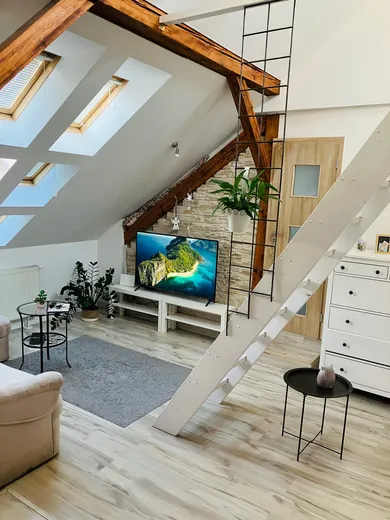 Apartments for rent, 2-room in Bratislava-Staré Mesto · €1,100