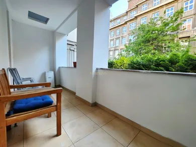 Na prenájom 2-izbový byt, 63 m², Bratislava-Staré Mesto