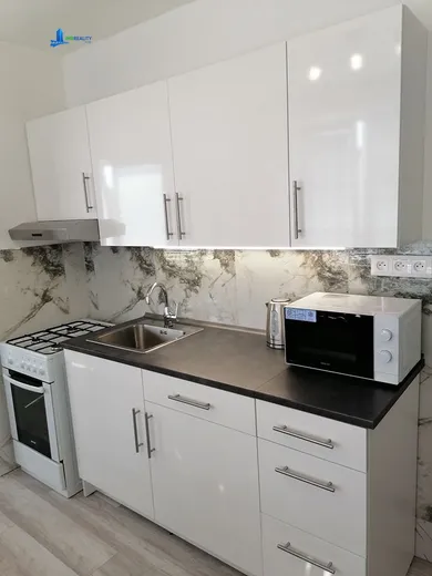 Квартири в оренду, 1-кімнатні, Zvolen · €500