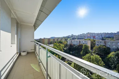 Na predaj 5-izbový byt, 90 m², Bratislava-Karlova Ves, Donnerova