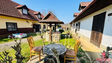 Na predaj 9-izbový dom, 190 m², Horná Ves