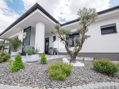 Na predaj dom, 175 m², Lužianky