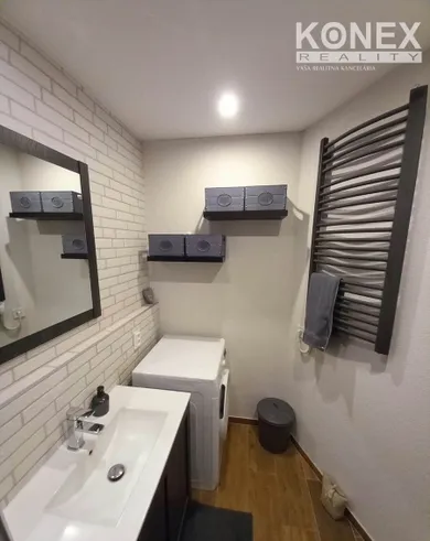 Na predaj 4-izbový byt, 76 m², Michalovce, Kyjevská
