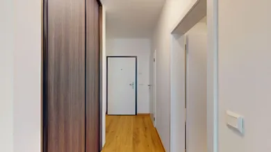 Na prenájom 2-izbový byt, 60 m², Bratislava-Petržalka, Fialová