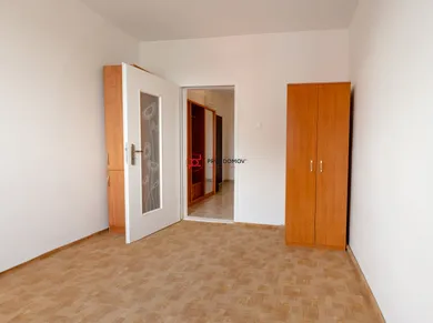 Na predaj 2-izbový byt, Sereď, Cukrovarská
