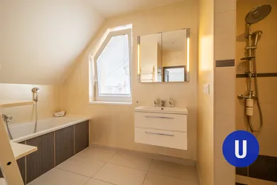 Na predaj 4-izbový byt, 134 m², Senec, Štefánikova