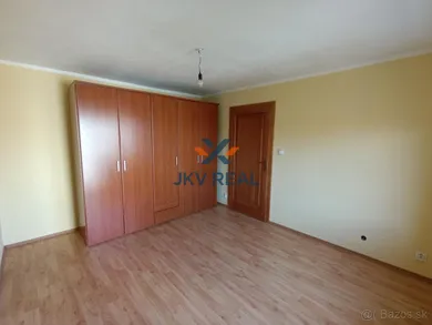 Na predaj 3-izbový byt, 71 m², Prešov, Sedliackeho povstania