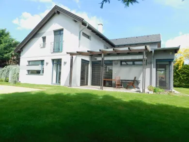 Domy na predaj 5-izbový, Bratislava-Vajnory · €729 000