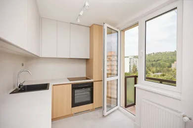 Квартиры на продажу, 3-комнатные, Košice-Sever · €284 990