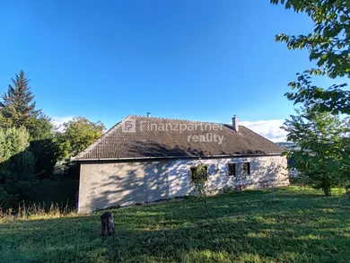 Na predaj 3-izbový dom, 256 m², Poriadie