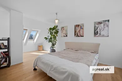 Na predaj byt v Bratislava-Staré Mesto · €799 000 · Novostavba
