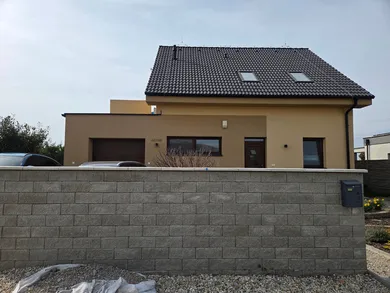 Domy na sprzedaż, Hrubá Borša · €339 000