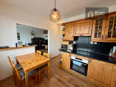 Byty na predaj 3-izbový, Kysucké Nové Mesto · €160 000