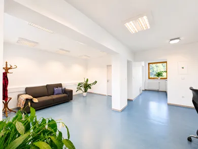 Na predaj 7-izbový dom, 141 m², Prievidza, Bottova