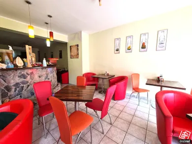 Na predaj komerčné, 95 m², Bratislava-Karlova Ves, Kresánkova