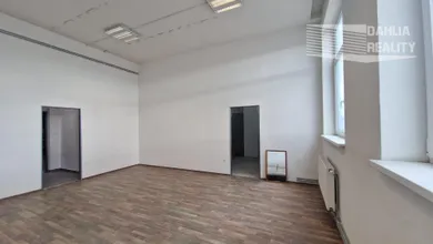 Komerčné priestory na prenájom, Pezinok · €270