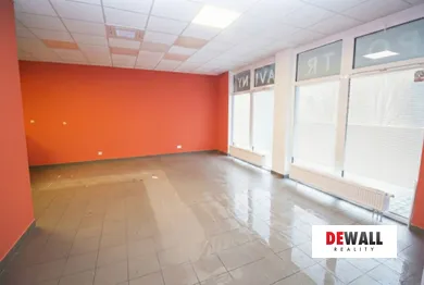 Na predaj komerčné, 75 m², Bratislava-Rača, Rustaveliho